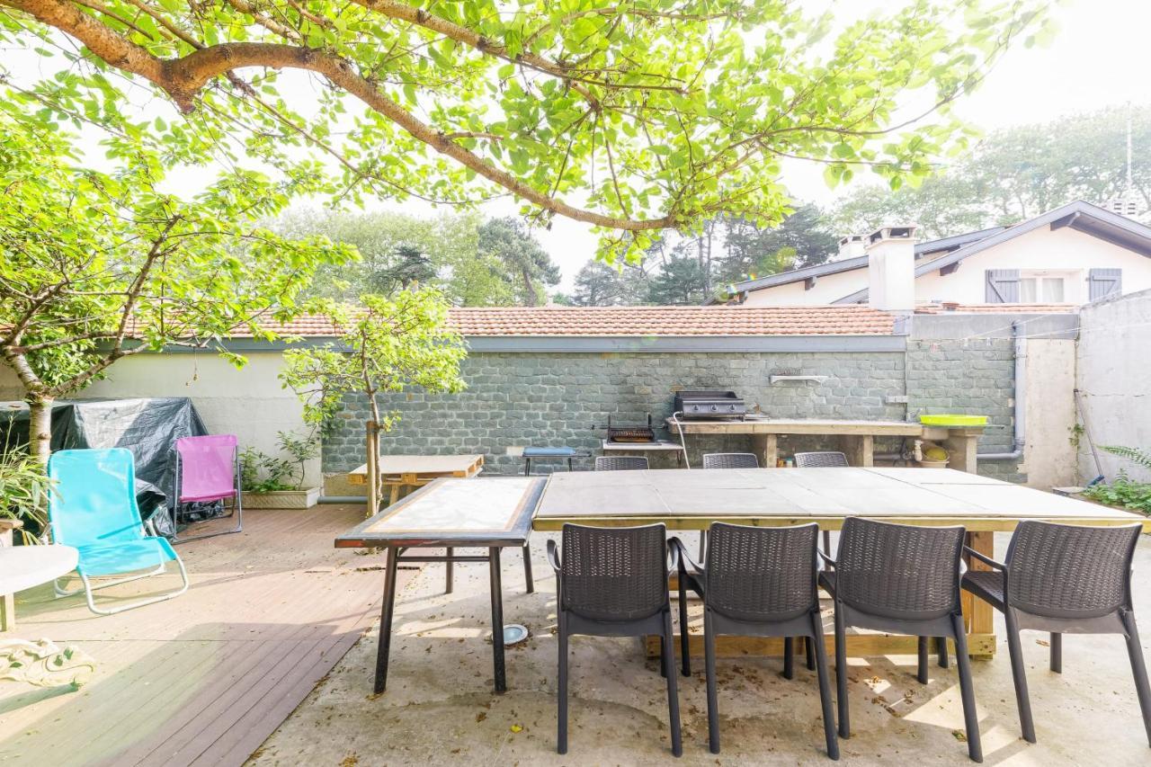 Le Doolie's Biarritz - Siquijor Chambre privée - Garden - Lounge Esterno foto